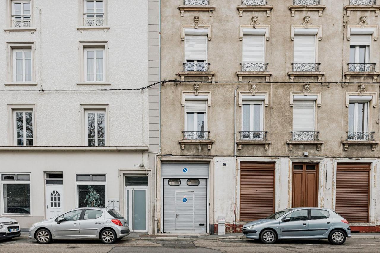 Um Studios Saint-Chamond Exterior foto